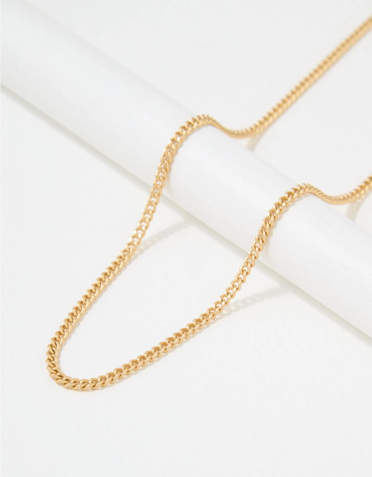 AEO Gold Chain Necklace 4 AEO Gold Chain Necklace - Image 2