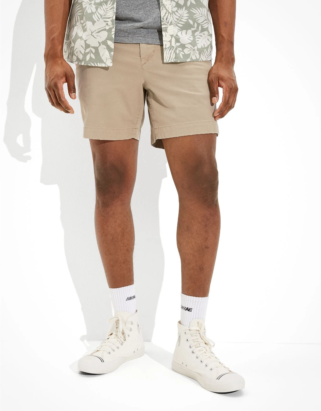 AE Flex 7" Lived-In Khaki Short 3 AE Flex 7" Lived-In Khaki Short